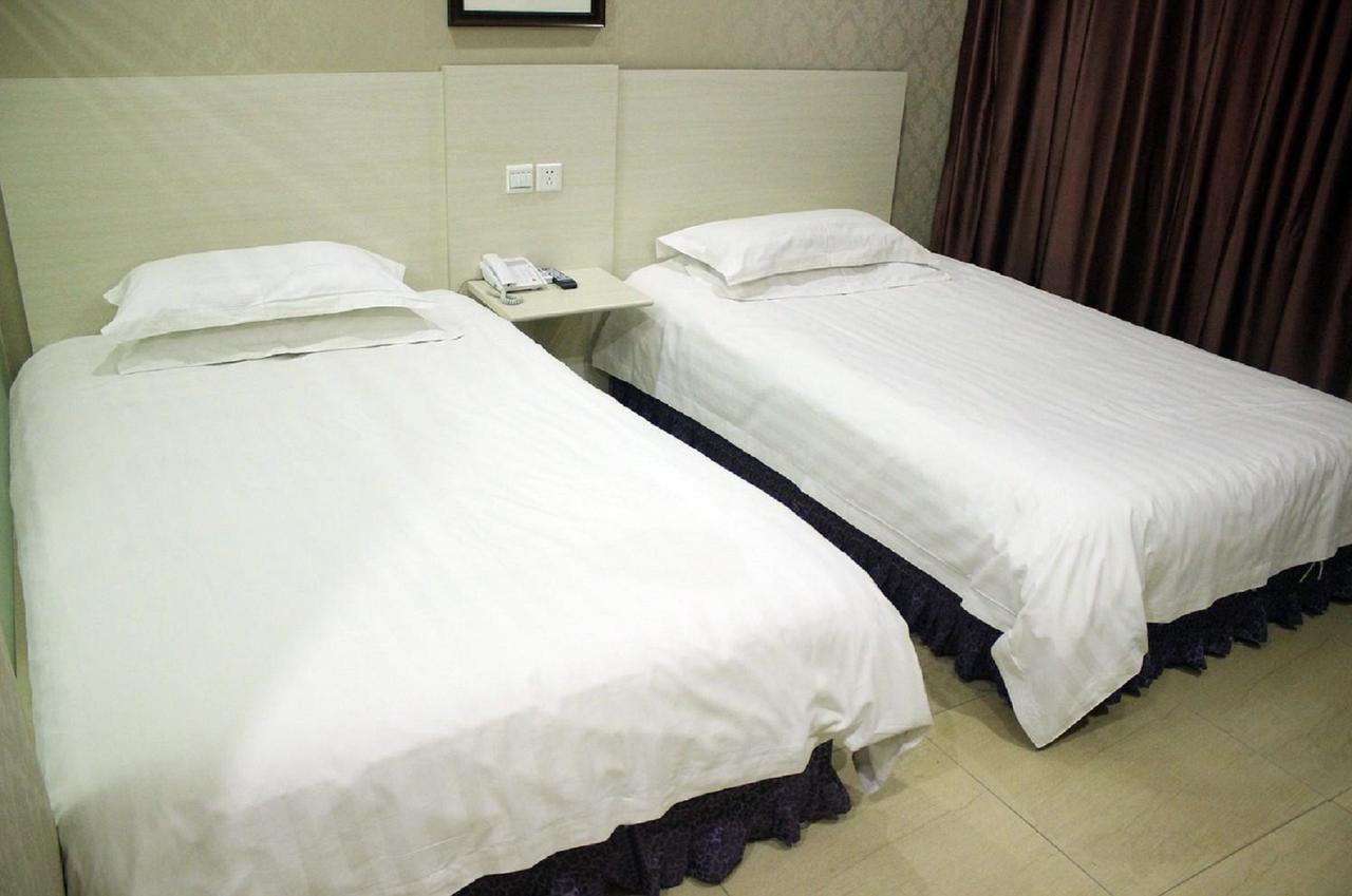 Starway Hotel Nantong Sports Convention Center Szoba fotó
